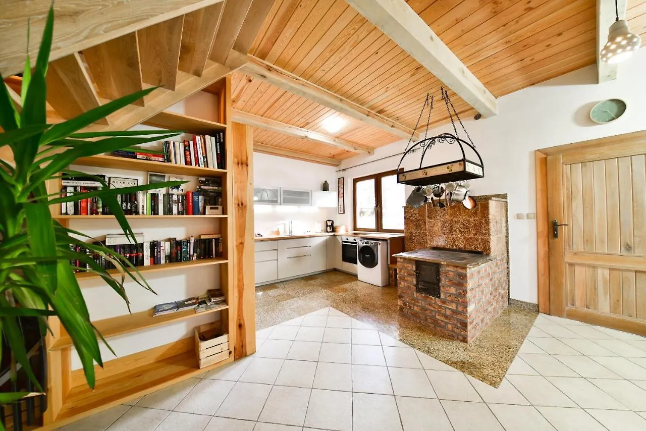 Lesny Domek Kolo Karpacza - Apartamentuj 폴란드